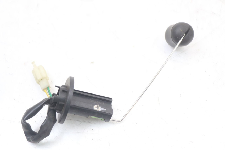 photo de BRANDSTOFNIVEAUMETER TANK PEUGEOT BELVILLE 125 (2017 - 2021) - Zoom op gebruiksstaat