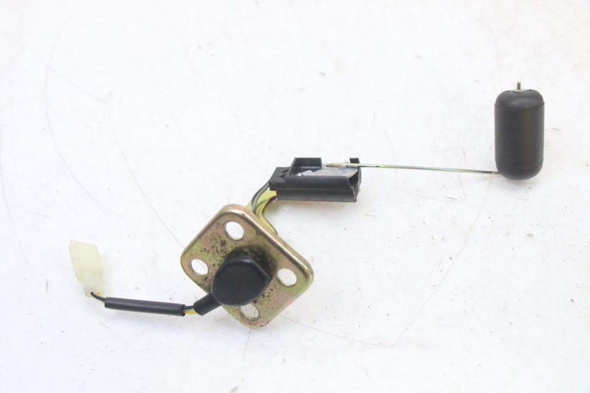 photo de BRANDSTOFNIVEAUMETER TANK PEUGEOT KISBEE 4T 50 (2018 - 2022) - Zoom op gebruiksstaat