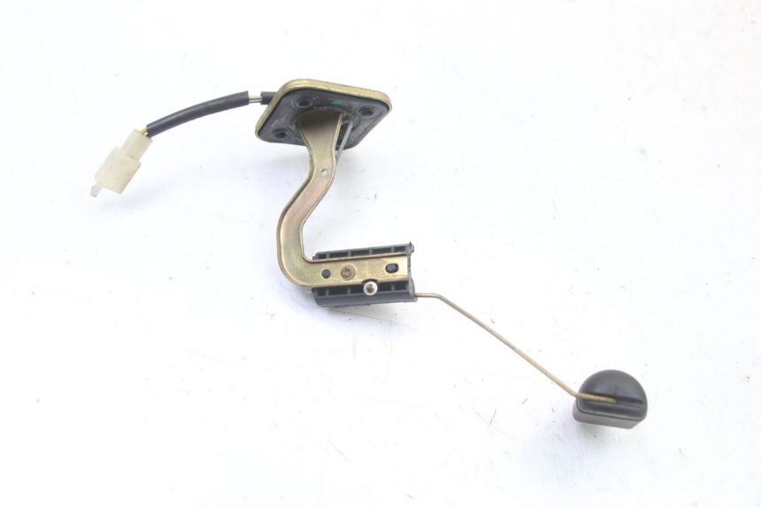 photo de BRANDSTOFNIVEAUMETER TANK PEUGEOT KISBEE 4T 50 (2010 - 2017) - Zoom op gebruiksstaat