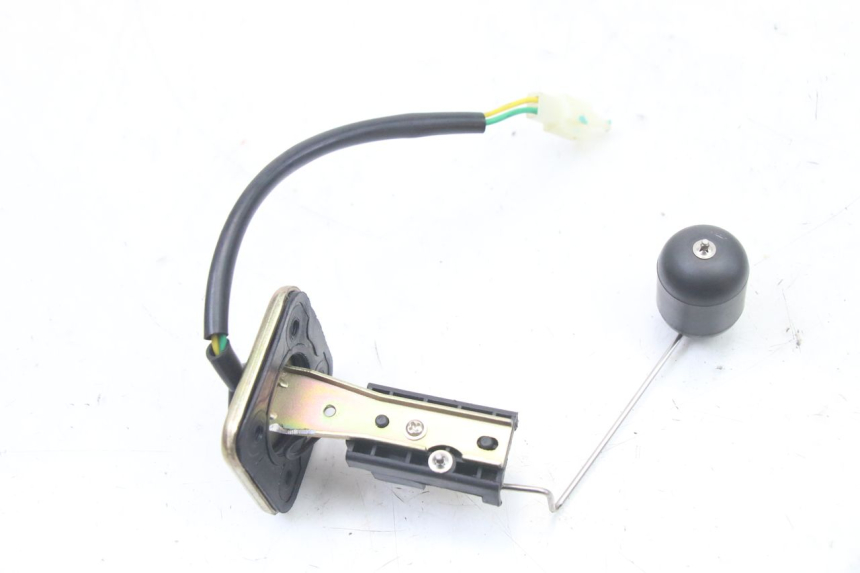 photo de BRANDSTOFNIVEAUMETER TANK PEUGEOT TWEET 4T 50 (2023 - 2025) - Detail van het onderdeel