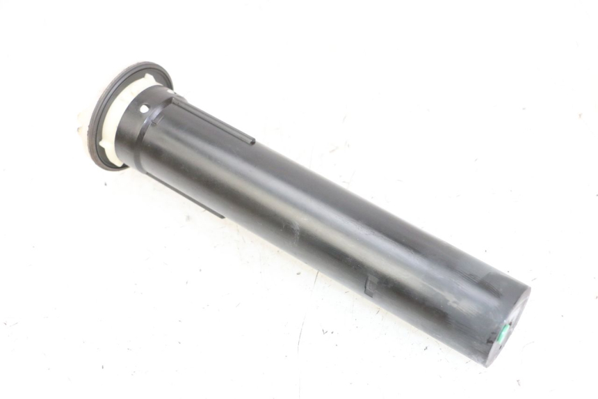 photo de BRANDSTOFNIVEAUMETER TANK PIAGGIO MP3 125 (2006 - 2014) - Bevestigingspunten