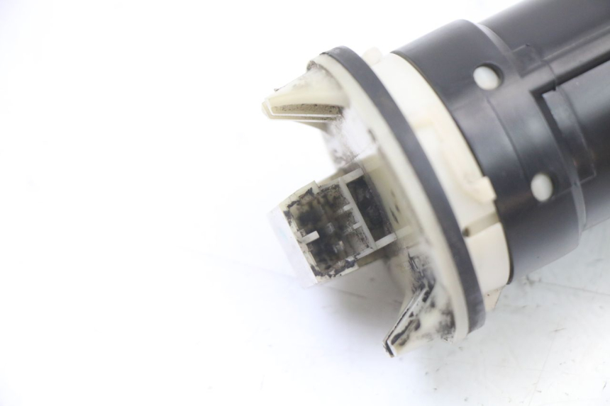 photo de BRANDSTOFNIVEAUMETER TANK PIAGGIO X8 125 (2004 - 2007) - Detail van het onderdeel