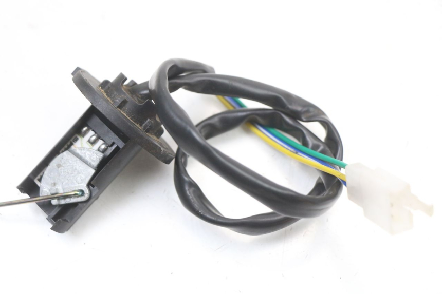 photo de BRANDSTOFNIVEAUMETER TANK TNT MOTOR ROMA 10' 4T 50 (2019 - 2022) - Detail van het onderdeel