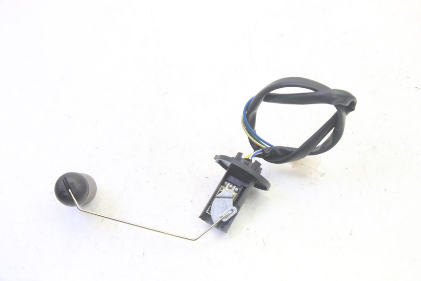 photo de BRANDSTOFNIVEAUMETER TANK TNT MOTOR ROMA 10' 4T 50 (2019 - 2022) - Hoofdaanzicht