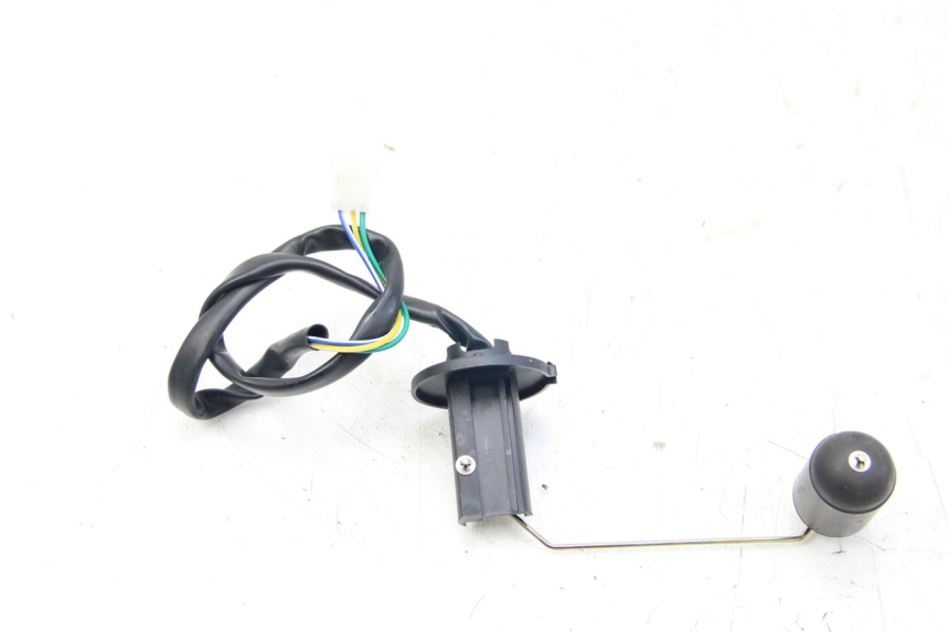 photo de BRANDSTOFNIVEAUMETER TANK JM MOTORS SANTANA 50 (2014 - 2023) - Zoom op gebruiksstaat