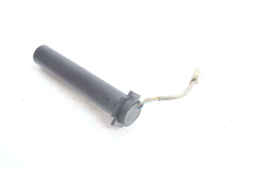 photo de BRANDSTOFNIVEAUMETER TANK APRILIA SCARABEO GT 125 (1999 - 2007) - Detail van het onderdeel