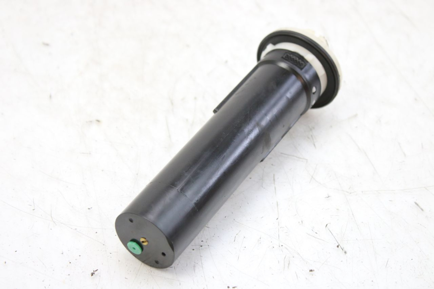 photo de BRANDSTOFNIVEAUMETER TANK APRILIA SCARABEO 100 (2003 - 2012) - Zoom op gebruiksstaat