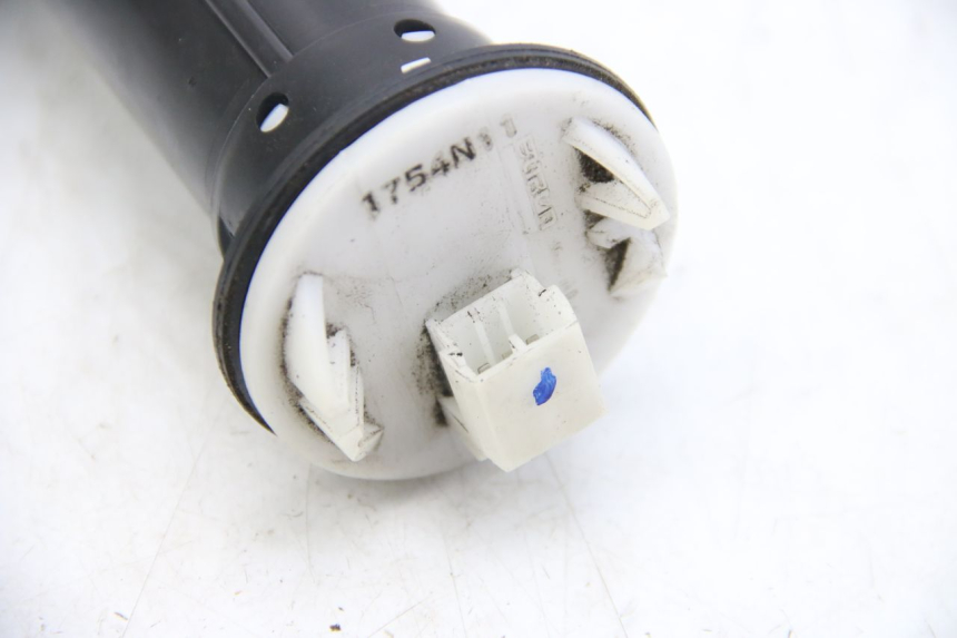 photo de BRANDSTOFNIVEAUMETER TANK APRILIA SR 2T 50 (2012 - 2017) - Detail van het onderdeel