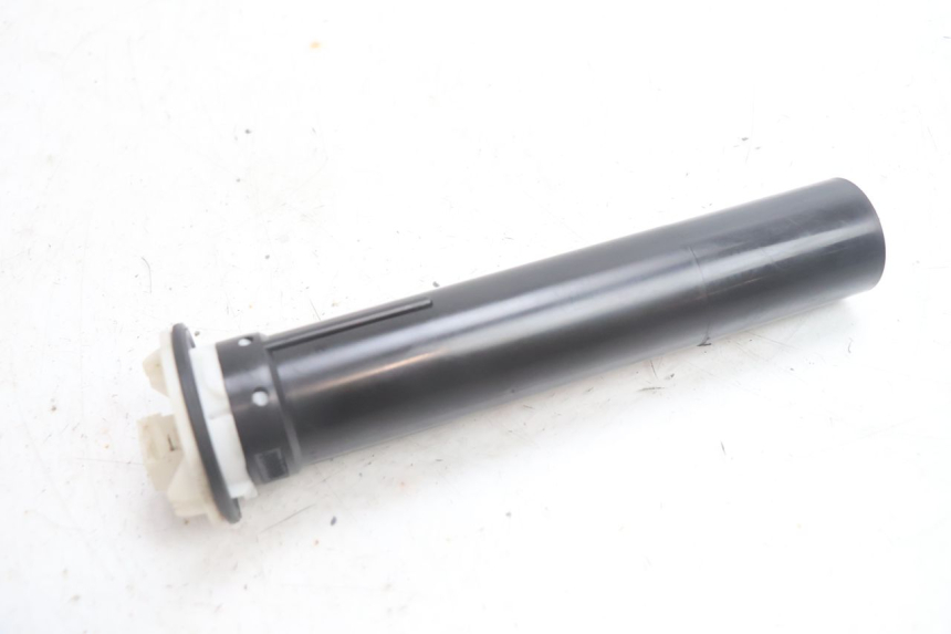 photo de BRANDSTOFNIVEAUMETER TANK APRILIA SR 2T 50 (2012 - 2017) - Andere kijkhoek
