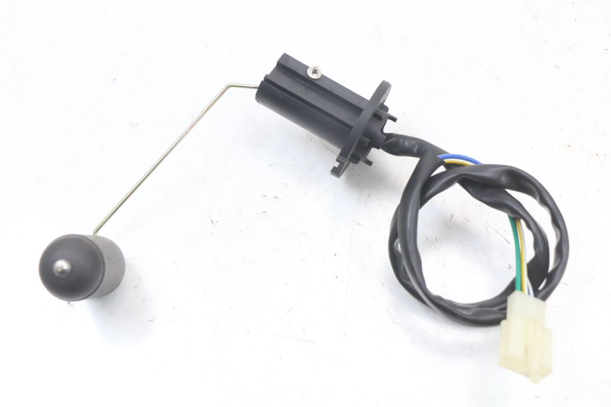 photo de BRANDSTOFNIVEAUMETER TANK VASTRO STREET X 4T 50 (2016 - 2021) - Zoom op gebruiksstaat