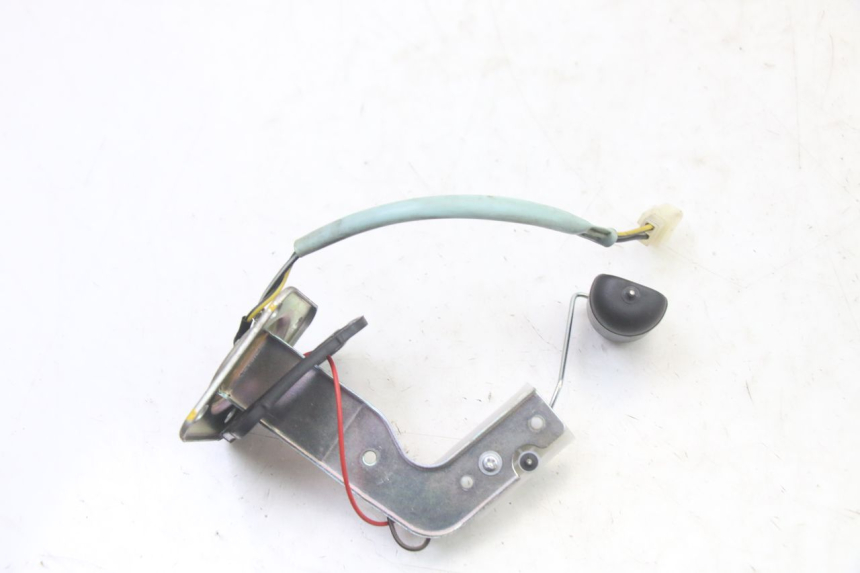 photo de BRANDSTOFNIVEAUMETER TANK APRILIA SXR 50 (2021 - 2023) - Zoom op gebruiksstaat