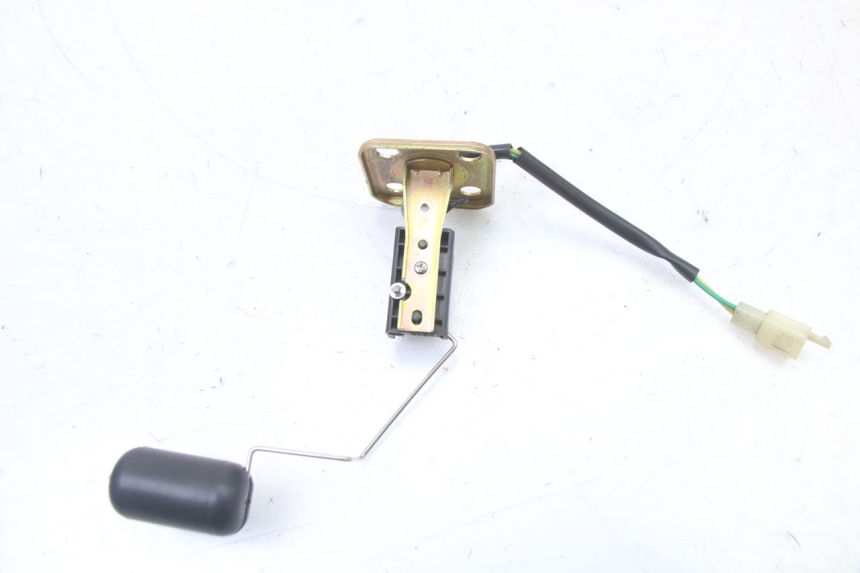 photo de BRANDSTOFNIVEAUMETER TANK SYM FIDDLE 3 III 125 (2014 - 2020) - Zoom op gebruiksstaat