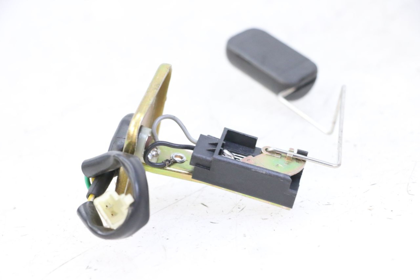 photo de BRANDSTOFNIVEAUMETER TANK SYM FIDDLE 3 III 50 (2014 - 2020) - Andere kijkhoek