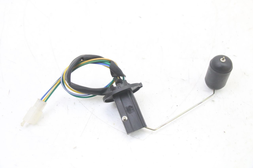 photo de BRANDSTOFNIVEAUMETER TANK TNT MOTOR ROMA 10' 4T 50 (2019 - 2022) - Andere kijkhoek