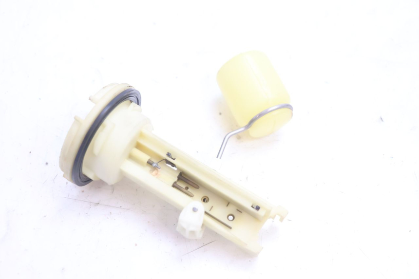 photo de BRANDSTOFNIVEAUMETER TANK PEUGEOT TREKKER TKR 50 (2005 - 2014) - Detail van het onderdeel