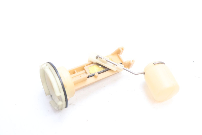 photo de BRANDSTOFNIVEAUMETER TANK PEUGEOT TREKKER 50 (1995 - 2004) - Zoom op gebruiksstaat