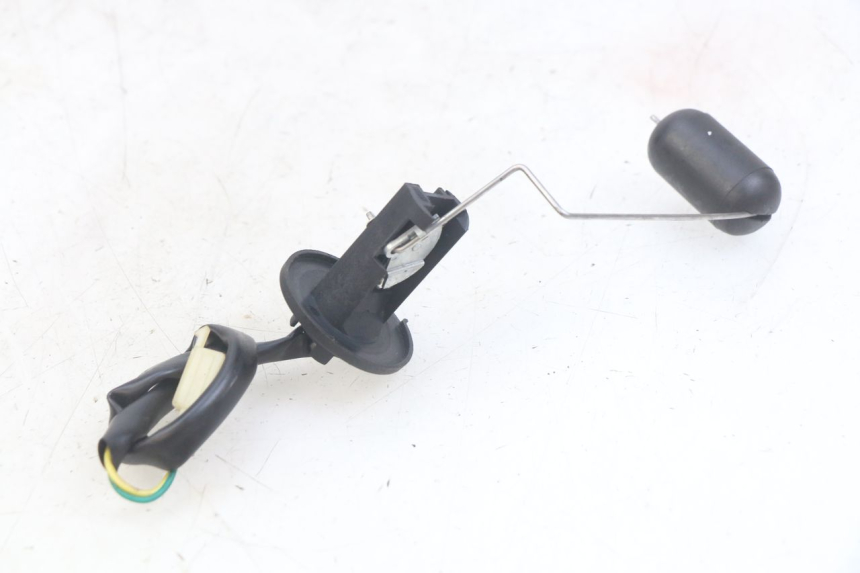 photo de BRANDSTOFNIVEAUMETER TANK PEUGEOT TWEET 4T 50 (2010 - 2014) - Detail van het onderdeel