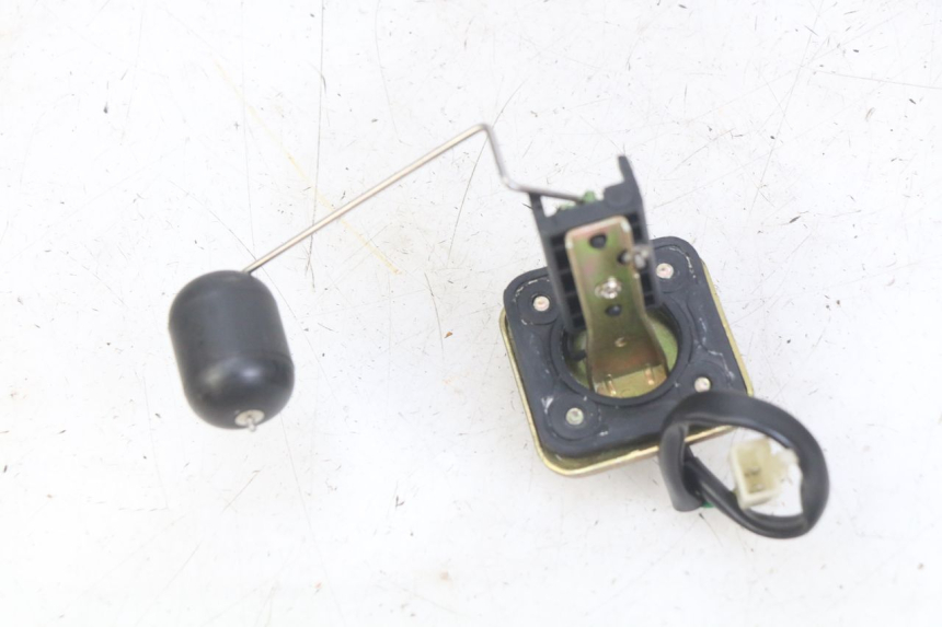 photo de BRANDSTOFNIVEAUMETER TANK PEUGEOT TWEET 125 (2018 - 2021) - Detail van het onderdeel