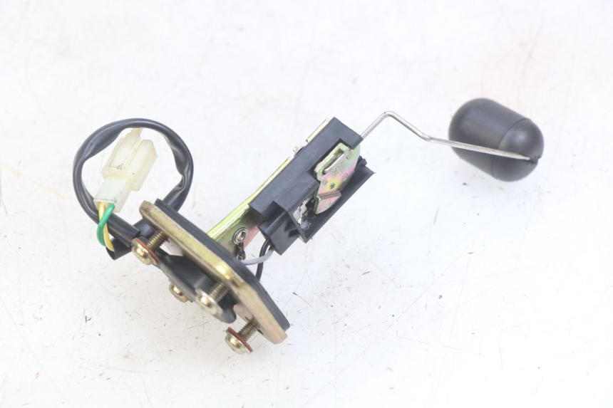 photo de BRANDSTOFNIVEAUMETER TANK PEUGEOT TWEET 125 (2018 - 2021) - Andere kijkhoek