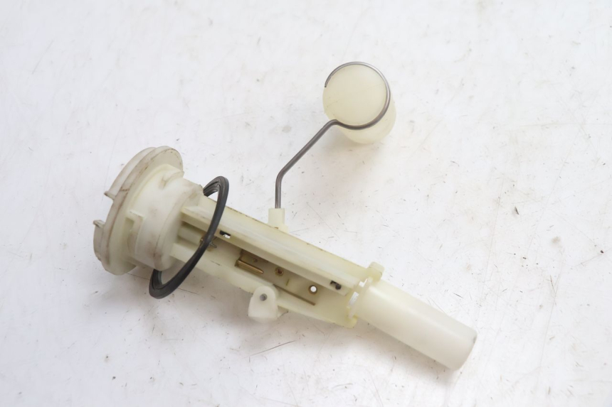photo de BRANDSTOFTANKMETER PIAGGIO TYPHOON 50 (2000 - 2009) - Detail van het onderdeel