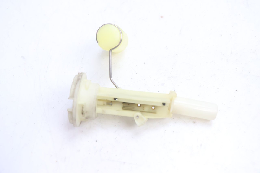 photo de BRANDSTOFTANKMETER PIAGGIO TYPHOON 50 (2000 - 2009) - Detail van het onderdeel