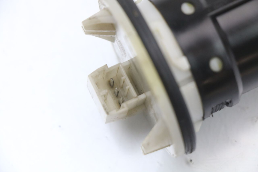 photo de BRANDSTOFNIVEAUMETER TANK PIAGGIO VESPA LX 2T 50 (2005 - 2013) - Detail van het onderdeel