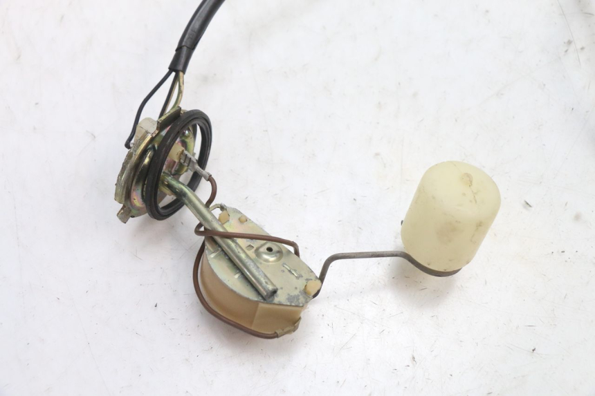 photo de BRANDSTOFTANKMETER PIAGGIO VESPA PK FL 2T 50 (1990 - 1996) - Detail van het onderdeel