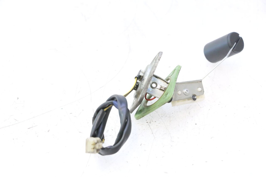 photo de BRANDSTOFNIVEAUMETER TANK PIAGGIO VESPA PRIMAVERA 2T 50 (2013 - 2018) - Detail van het onderdeel
