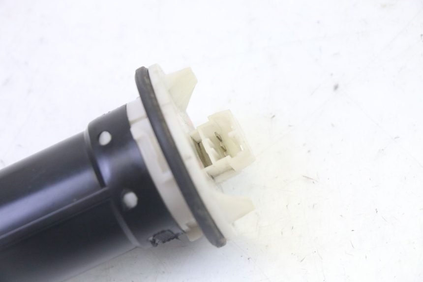 photo de BRANDSTOFNIVEAUMETER TANK PIAGGIO VESPA S 2T 50 (2007 - 2014) - Detail van het onderdeel