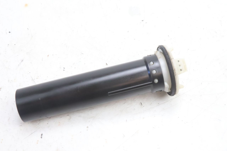 photo de BRANDSTOFNIVEAUMETER TANK PIAGGIO VESPA S 2T 50 (2007 - 2014) - Andere kijkhoek
