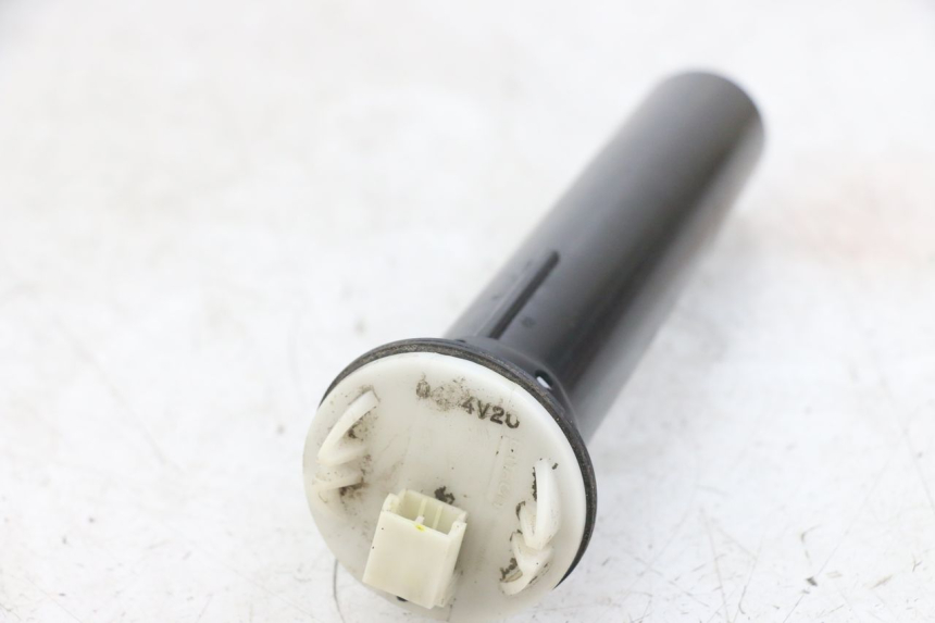 photo de BRANDSTOFNIVEAUMETER TANK PIAGGIO X10 125 (2012 - 2017) - Detail van het onderdeel