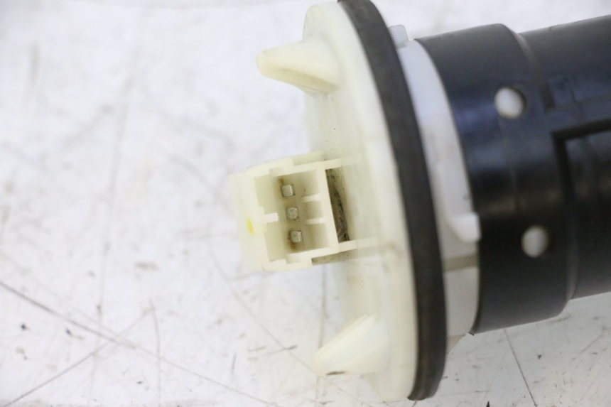 photo de BRANDSTOFTANKMETER PIAGGIO X8 STREET 125 (2006 - 2007) - Detail van het onderdeel