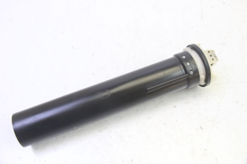 photo de BRANDSTOFNIVEAUMETER TANK PIAGGIO X8 125 (2004 - 2007) - Zoom op gebruiksstaat