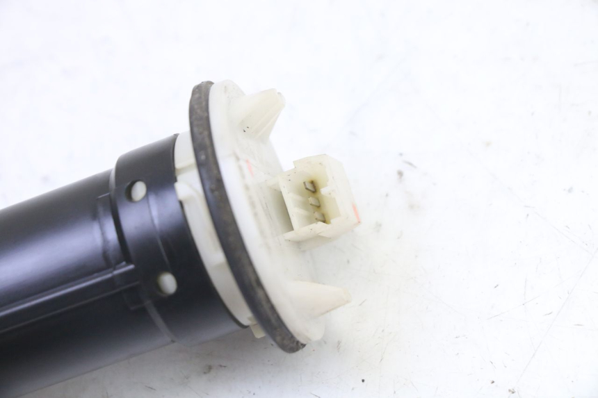 photo de BRANDSTOFNIVEAUMETER TANK PIAGGIO X9 EVOLUTION 125 (2003 - 2007) - Detail van het onderdeel