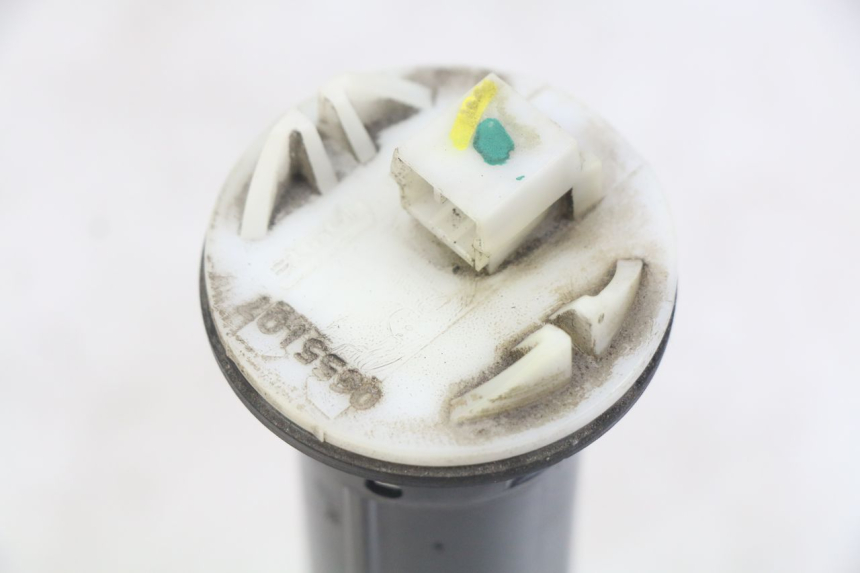 photo de BRANDSTOFNIVEAUMETER TANK PIAGGIO XEVO - X EVO 125 (2007 - 2017) - Detail van het onderdeel