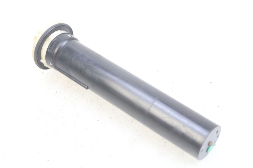 photo de BRANDSTOFNIVEAUMETER TANK PIAGGIO XEVO - X EVO 125 (2007 - 2017) - Andere kijkhoek