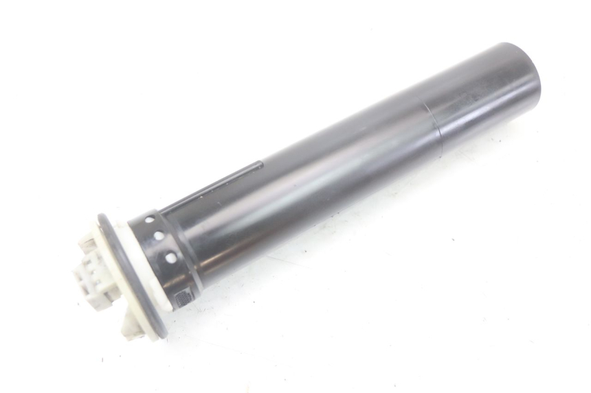photo de BRANDSTOFNIVEAUMETER TANK PIAGGIO XEVO - X EVO 125 (2007 - 2017) - Zoom op gebruiksstaat