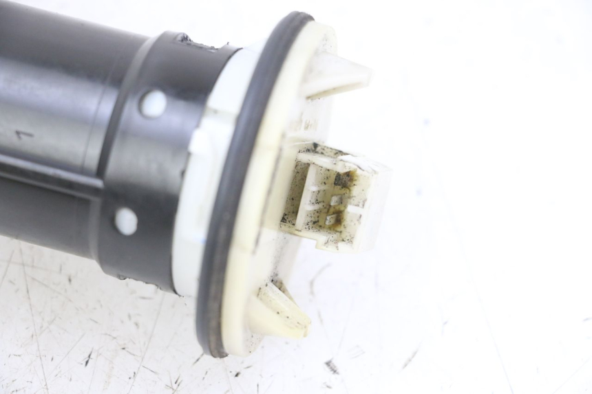 photo de BRANDSTOFNIVEAUMETER TANK PIAGGIO XEVO - X EVO 125 (2007 - 2017) - Andere kijkhoek