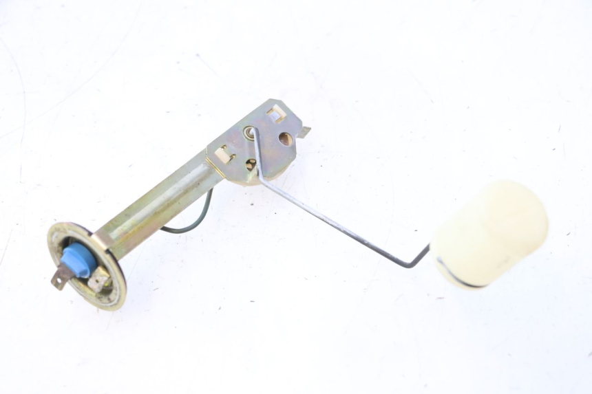 photo de BRANDSTOFNIVEAUMETER TANK YAMAHA YP MAJESTY 125 (1998 - 2001) - Detail van het onderdeel