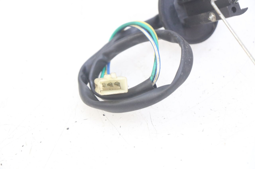 photo de BRANDSTOFNIVEAUMETER TANK YIYING YY125T 125 (2006 - 2014) - Detail van het onderdeel