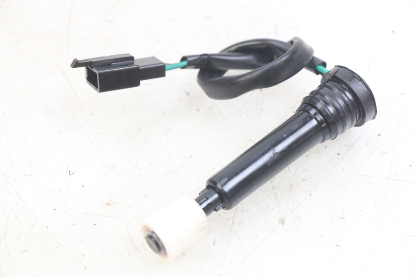 photo de OLIEPEILMETER TANK KYMCO AGILITY NAKED RENOUVO 2T 50 (2011 - 2018) - Hoofdaanzicht