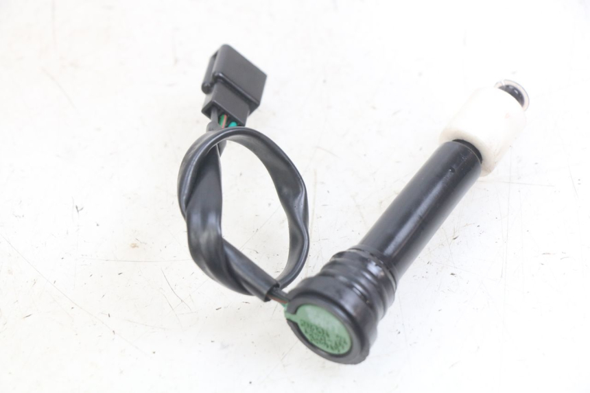 photo de OLIEPEILMETER TANK KYMCO AGILITY NAKED RENOUVO 2T 50 (2011 - 2018) - Andere kijkhoek