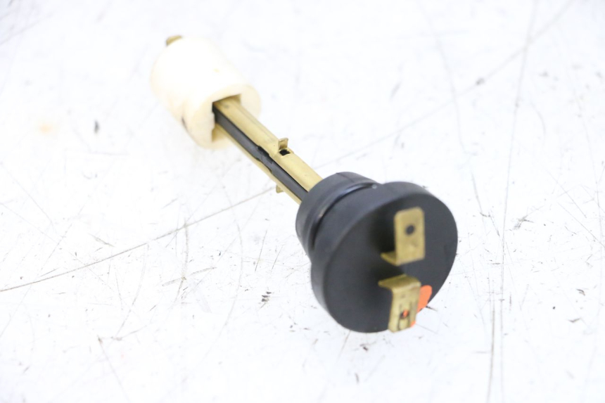 photo de OLIEPEILSTOK TANK MBK BOOSTER SPIRIT NAKED 50 (2004 - 2017) - Zoom op gebruiksstaat