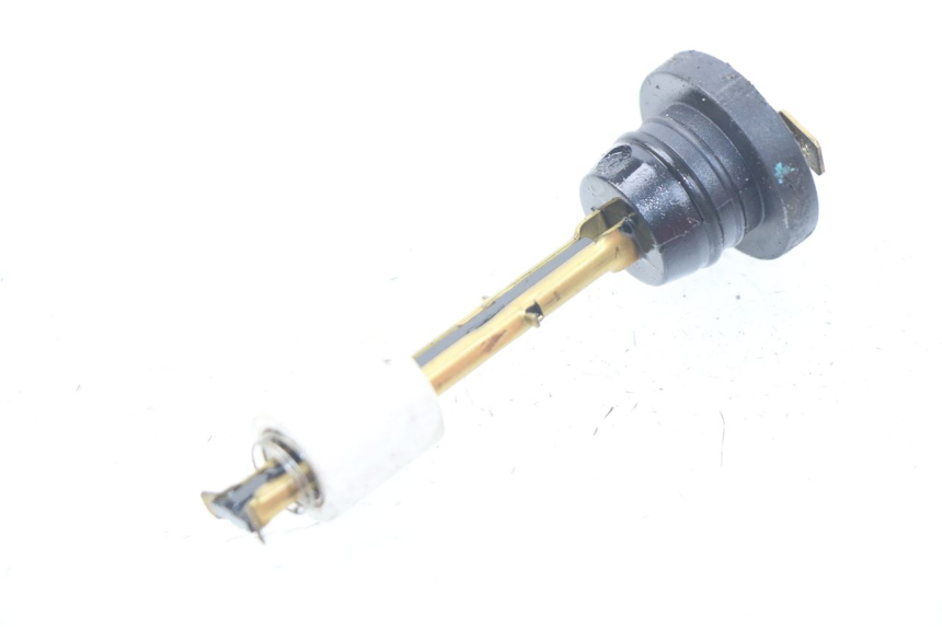 photo de OLIEPEILSTOK TANK YAMAHA BW'S 50 (2004 - 2017) - Detail van het onderdeel