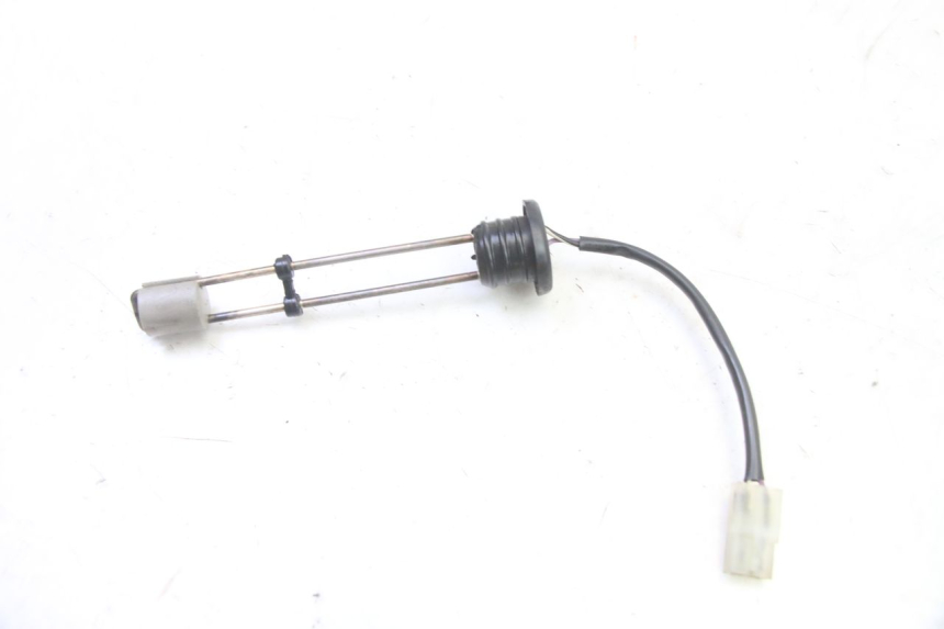 photo de OLIEPEILSTOK TANK APRILIA ETX 125 (1998 - 2002) - Detail van het onderdeel