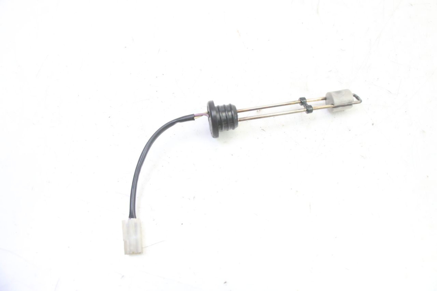 photo de OLIEPEILSTOK TANK APRILIA ETX 125 (1998 - 2002) - Zoom op gebruiksstaat