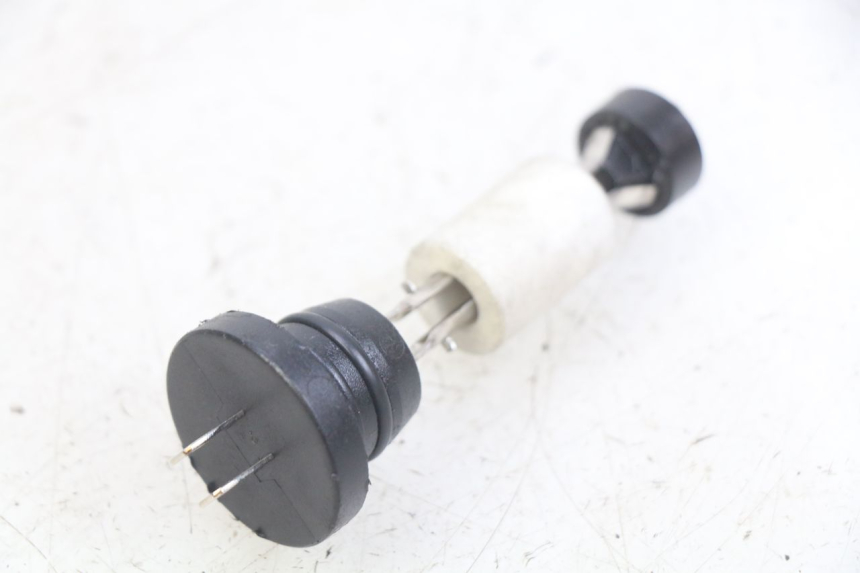 photo de OLIEPEILSTOK TANK HONDA FES PANTHEON 2T 125 (1998 - 2002) - Hoofdaanzicht