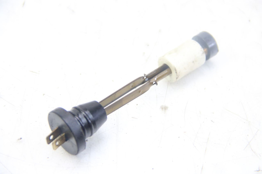 photo de OLIEPEILMETER TANK MBK FLIPPER 50 (2004 - 2012) - Andere kijkhoek