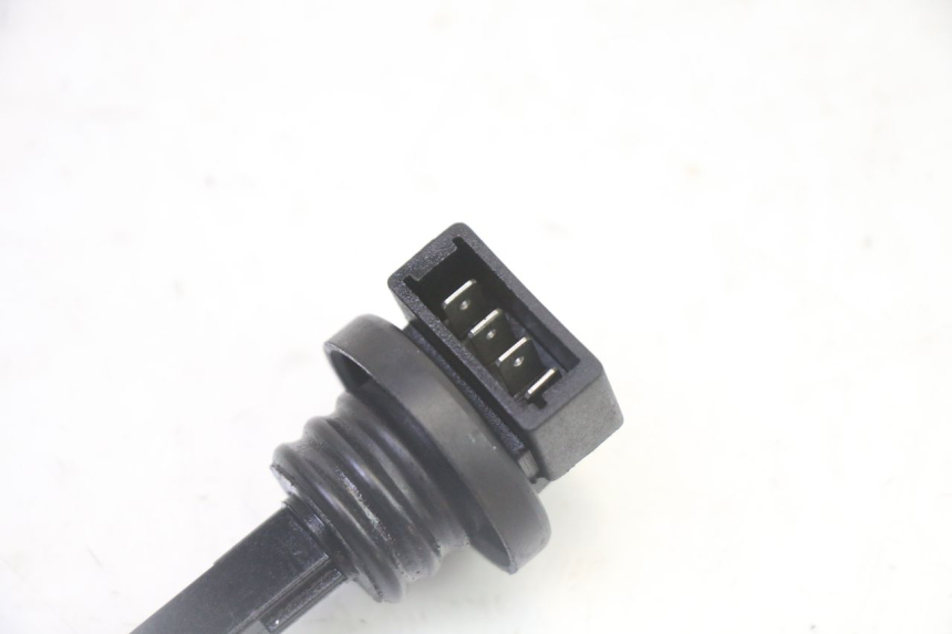 photo de OLIEPEILSTOK TANK PIAGGIO FLY 2T 50 (2004 - 2017) - Detail van het onderdeel