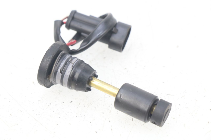 photo de OLIEPEILSTOK TANK RIDE KALLIO 50 (2010 - 2019) - Zoom op gebruiksstaat